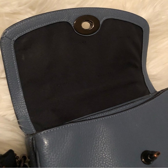 Coach Cassie 19 Crossbody - Picture 15 of 16